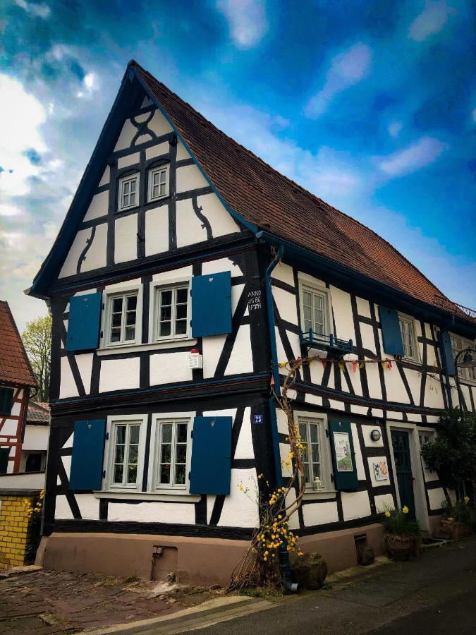 Hexenhaeuschen Dreieichenhain Exterior photo